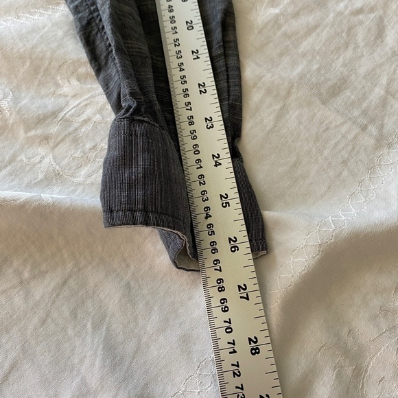 GUESS Men's Gray Long Sleeve 1/2 Button Up Collared Shirt Size Large Y2K Pockets - Picture 9 of 14